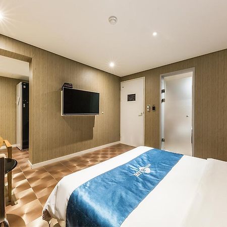 Cheonho Hotel The Blue Сеул Экстерьер фото
