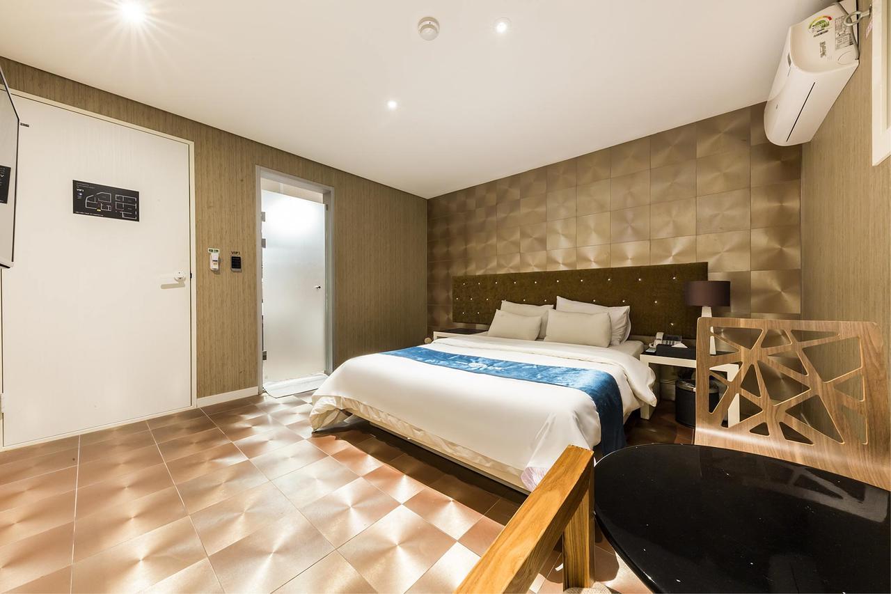 Cheonho Hotel The Blue Сеул Экстерьер фото