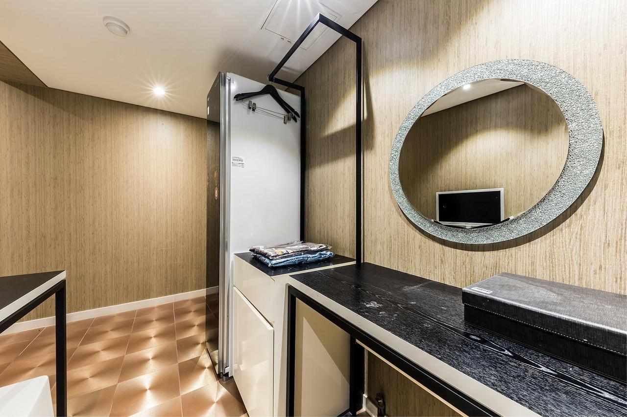 Cheonho Hotel The Blue Сеул Экстерьер фото